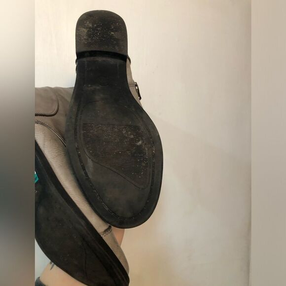 Reitmans | Grey Zipper or Lace Up Combat Boots - Picture 2 of 4